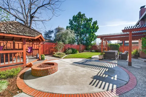 $2,298,000 | 6050 Castello Drive, San Jose, CA 95120