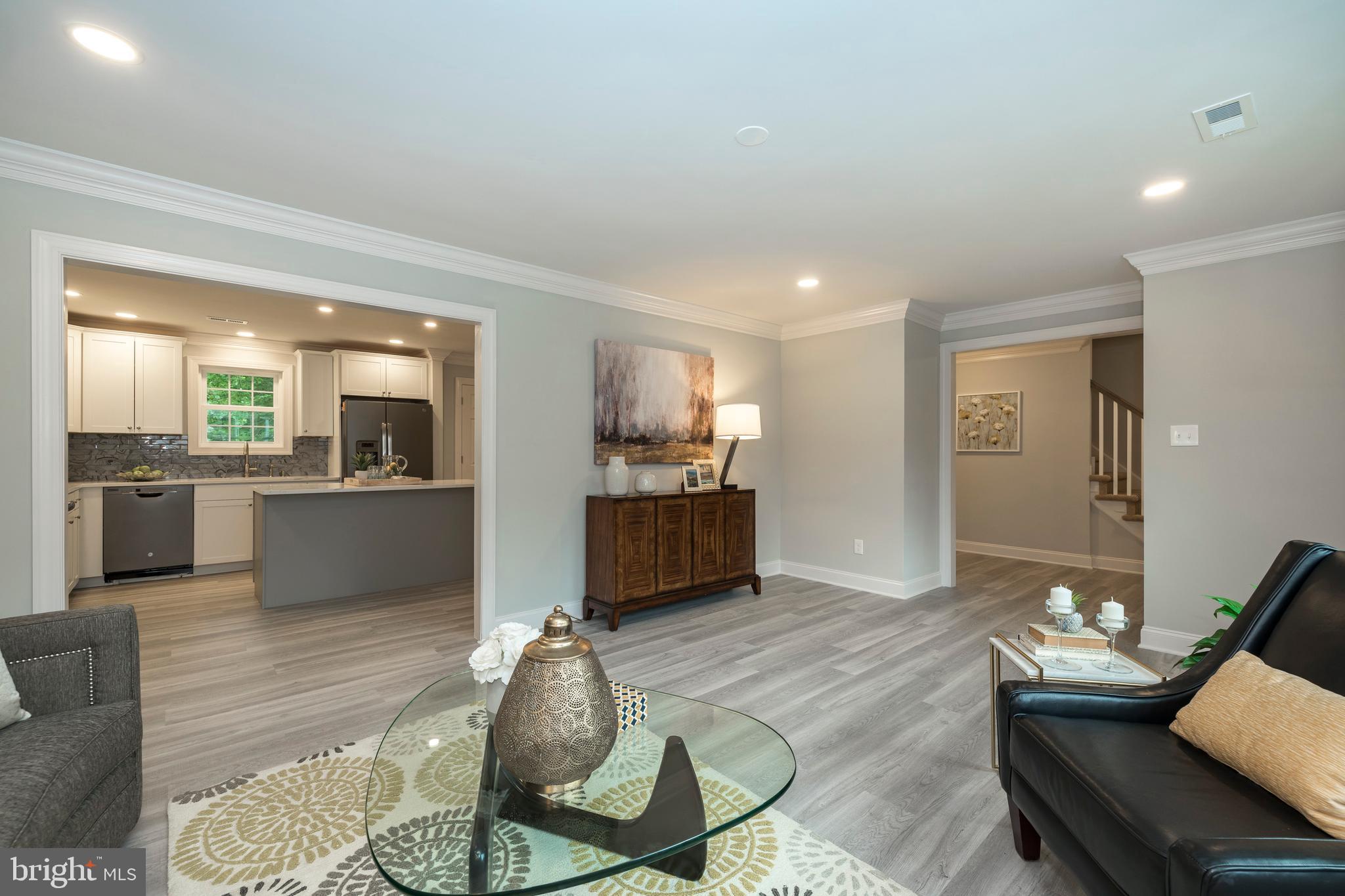 2829 Sandpiper Road Norristown, PA 19403 - Photo 6 of 34 Living Room