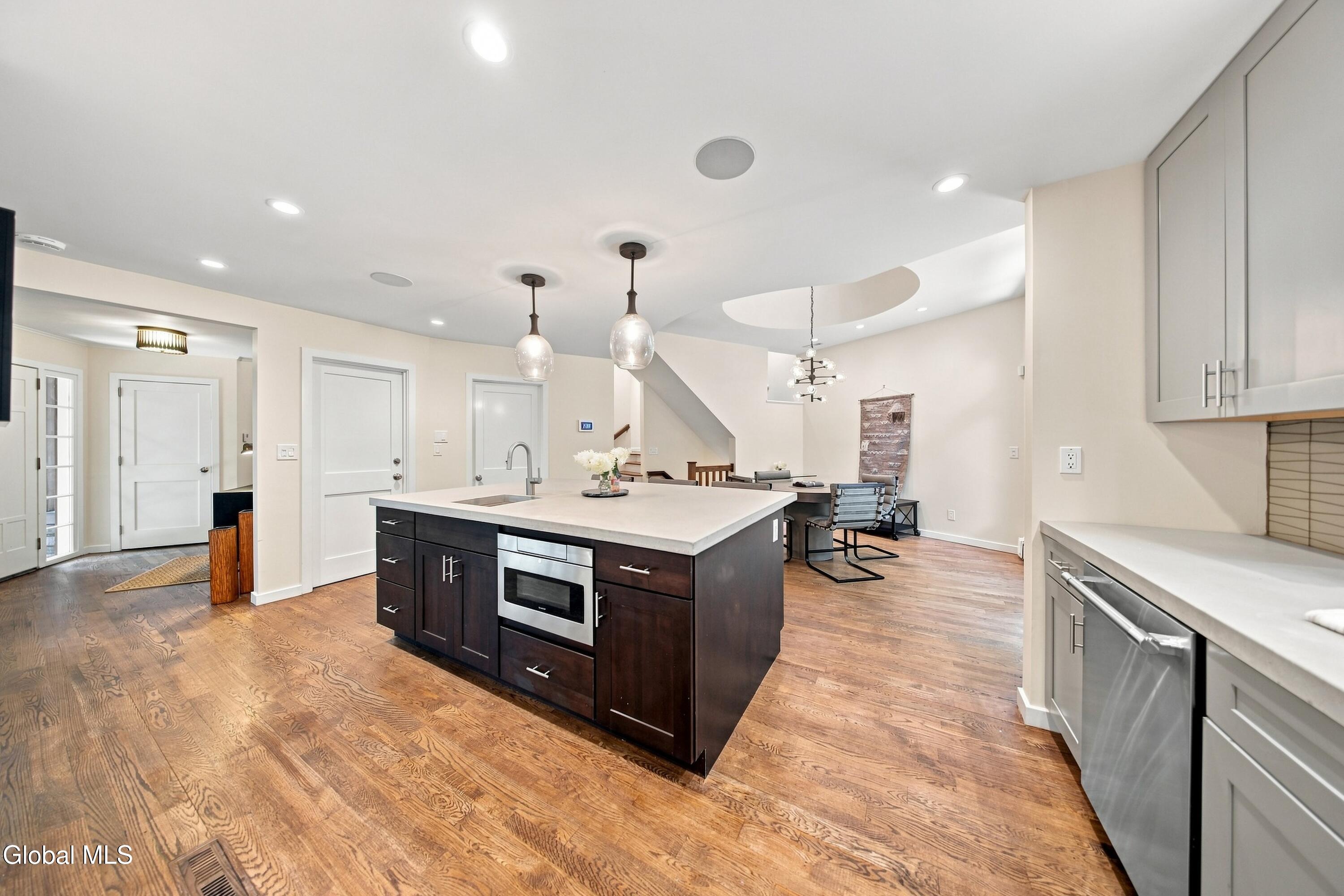 7 Hills Road Colonie, NY 12211 - Photo 17 of 83 17