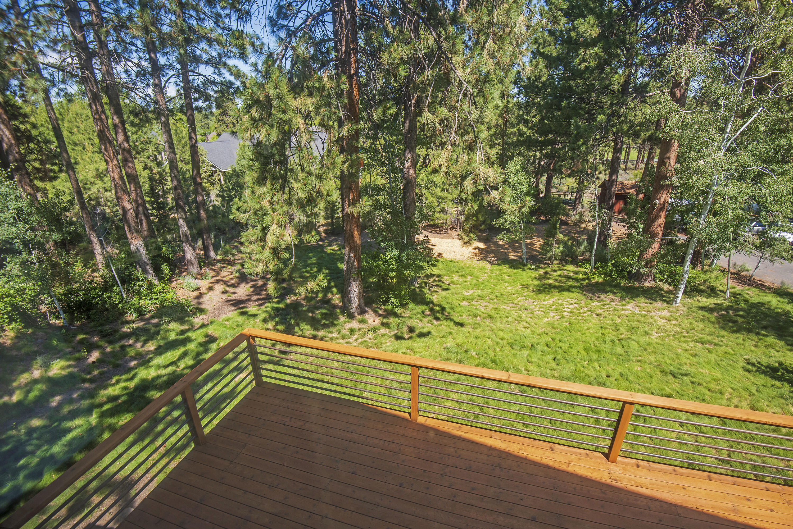 61531 West Ridge Ave Bend Bend, OR 97702 - Photo 18 of 32 18