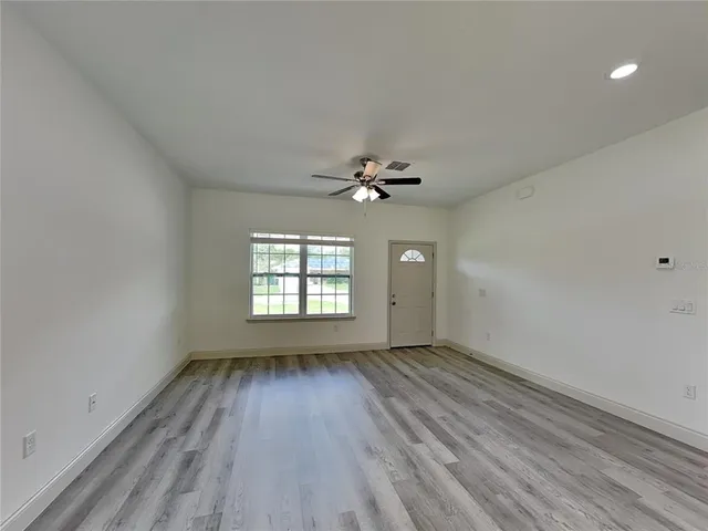 $1,695 | 2660 West Gifford Lane, Dunnellon, FL 34433