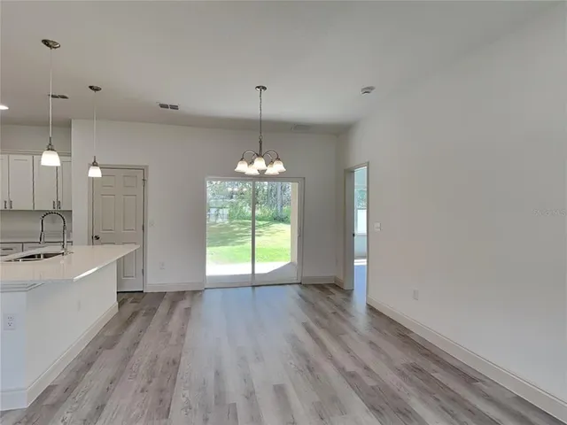 $1,695 | 2660 West Gifford Lane, Dunnellon, FL 34433