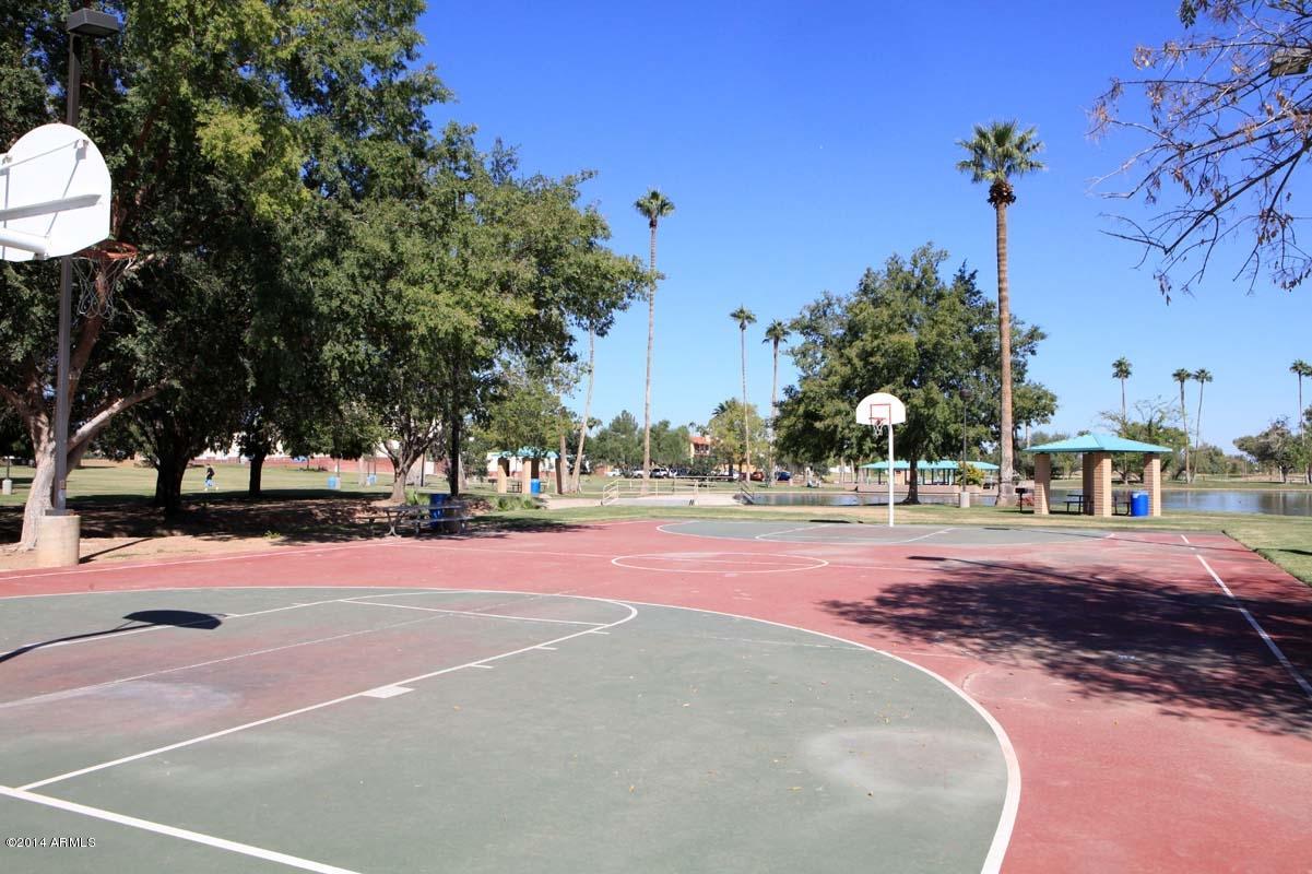 525 North Miller Road, Unit 102 Scottsdale, AZ 85257 - Photo 23 of 31 Eldorado Park-Basketball Court