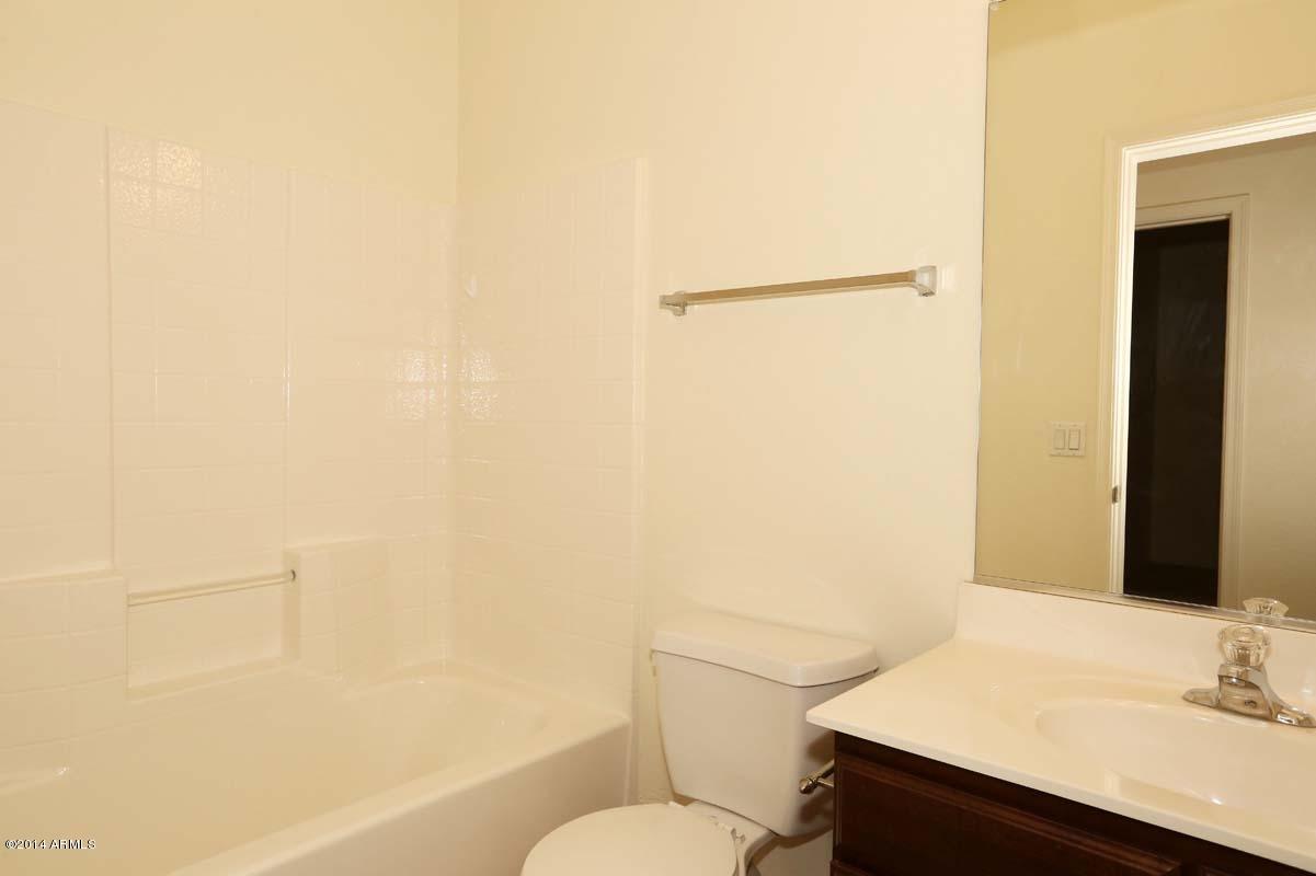 525 North Miller Road, Unit 102 Scottsdale, AZ 85257 - Photo 30 of 31 Hall Bath