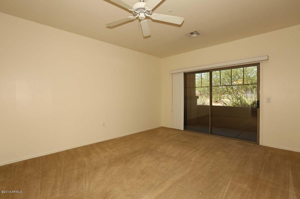 525 North Miller Road, Unit 102 Scottsdale, AZ 85257 - Photo 4 of 31 Living Room