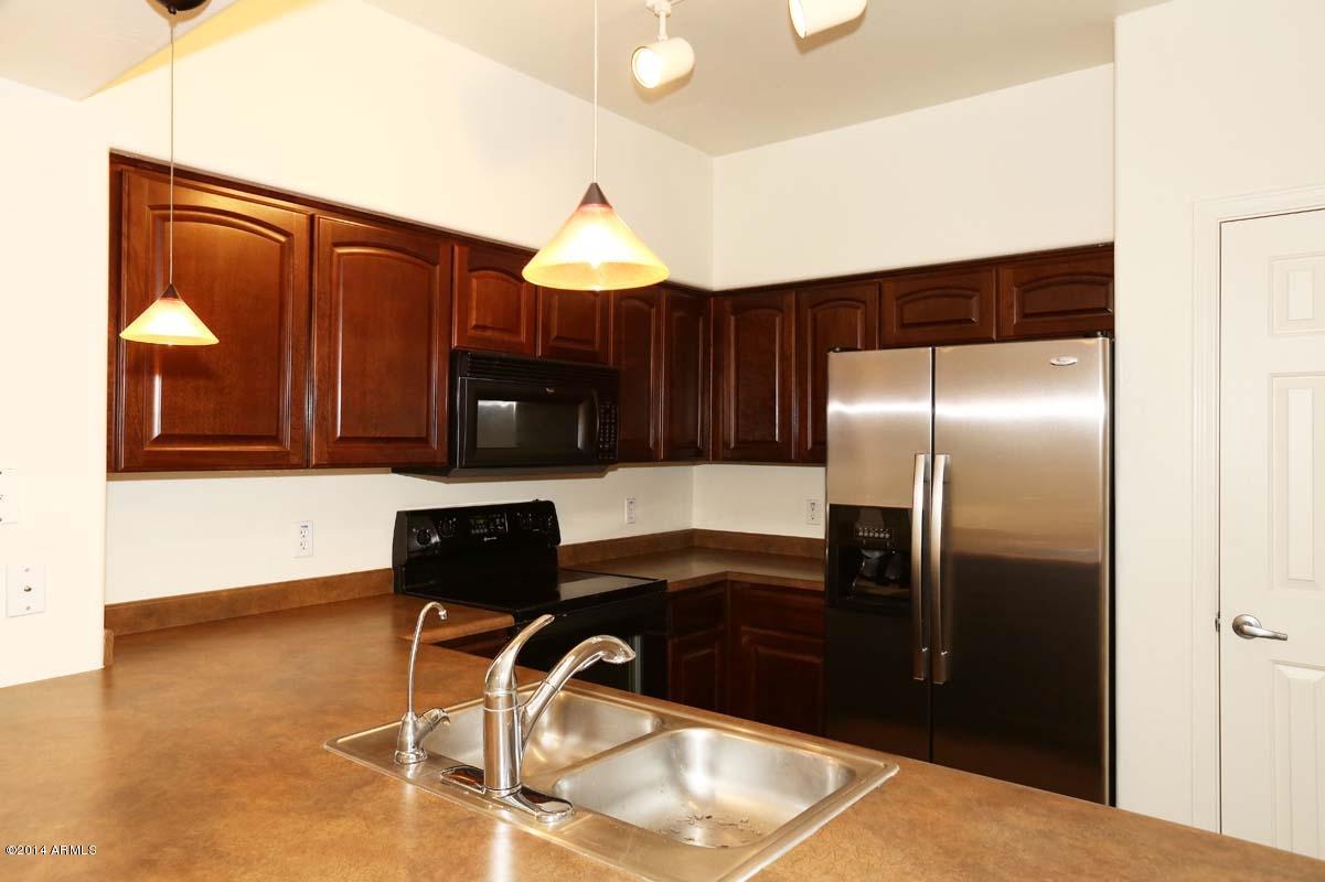 525 North Miller Road, Unit 102 Scottsdale, AZ 85257 - Photo 7 of 31 Kitchen