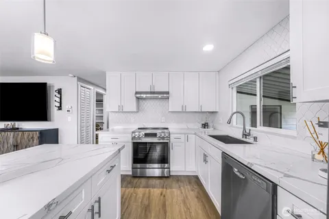 $199,880 | 5900 64th Street Northeast, Unit 6, Marysville, WA 98270