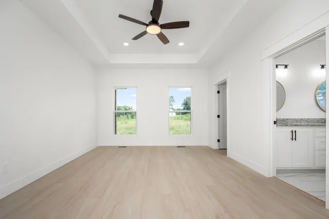 $379,900 | 134 Lightfoot Lane, Estill Springs, TN 37330