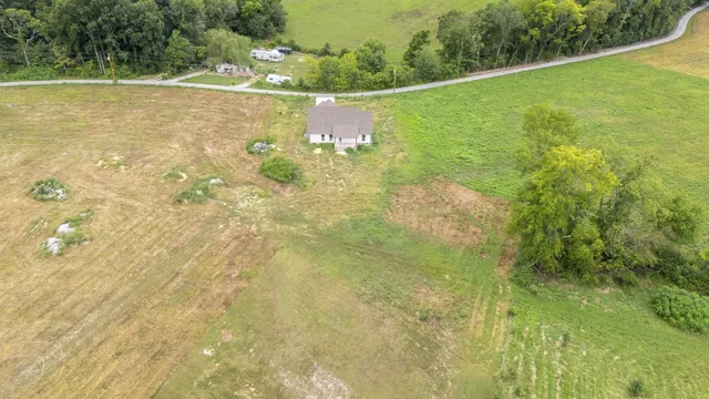 $379,900 | 134 Lightfoot Lane, Estill Springs, TN 37330