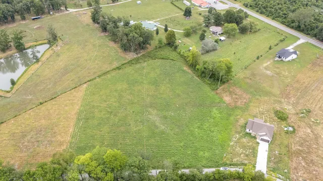 $379,900 | 134 Lightfoot Lane, Estill Springs, TN 37330