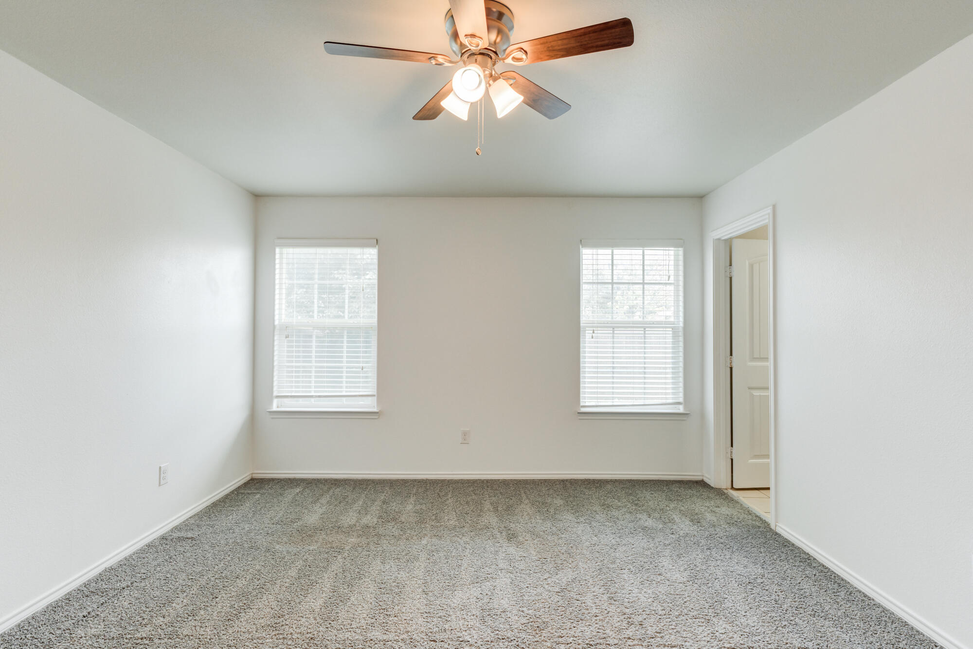 7033 94th Street Lubbock, TX 79424 - Photo 17 of 31 DSC01092_3_4_5_6
