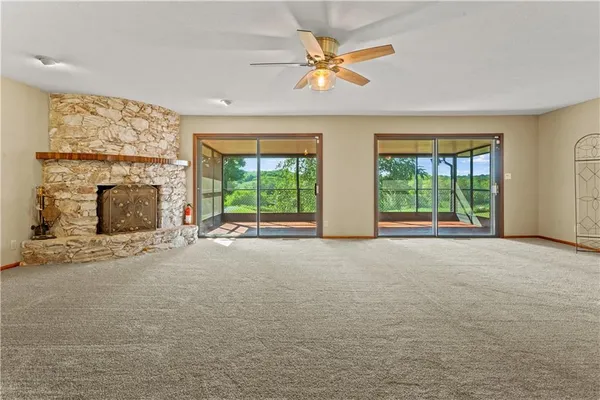 $1,300,000 | 822 Dickinson Road, Independence, MO 64050