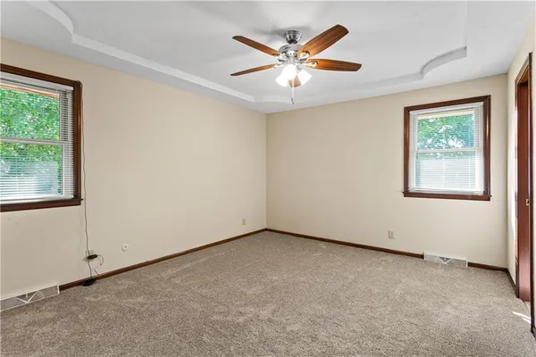 $1,300,000 | 822 Dickinson Road, Independence, MO 64050