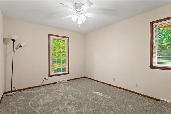 $1,300,000 | 822 Dickinson Road, Independence, MO 64050