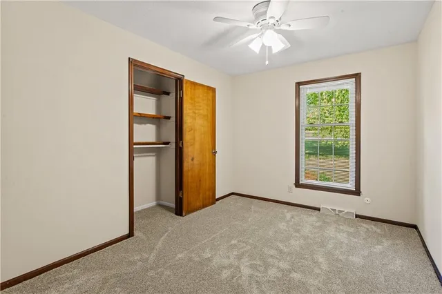 $1,400,000 | 822 Dickinson Road, Independence, MO 64050