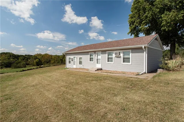 $1,400,000 | 822 Dickinson Road, Independence, MO 64050