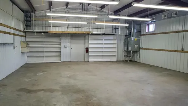 $1,300,000 | 822 Dickinson Road, Independence, MO 64050