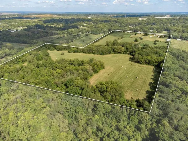 $1,300,000 | 822 Dickinson Road, Independence, MO 64050
