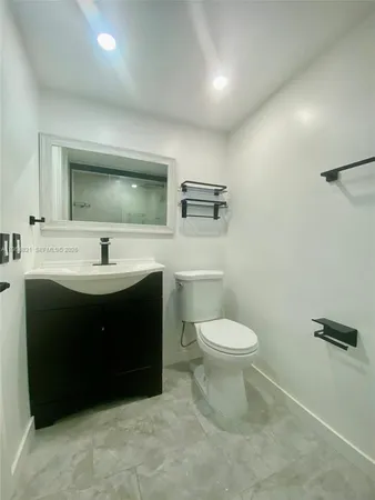 $2,500 | 8975 Palm Tree Lane, Unit 8975, Pembroke Pines, FL 33024