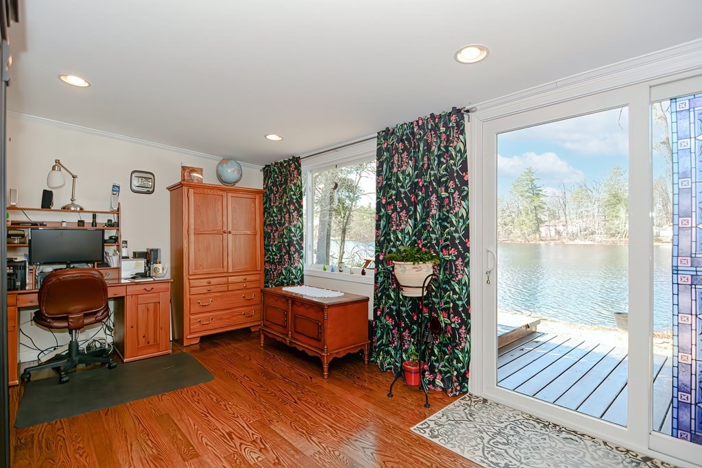 451 Townsend Harbor Road Lunenburg, MA 01462 - Photo 11 of 40 Gallery Image 11
