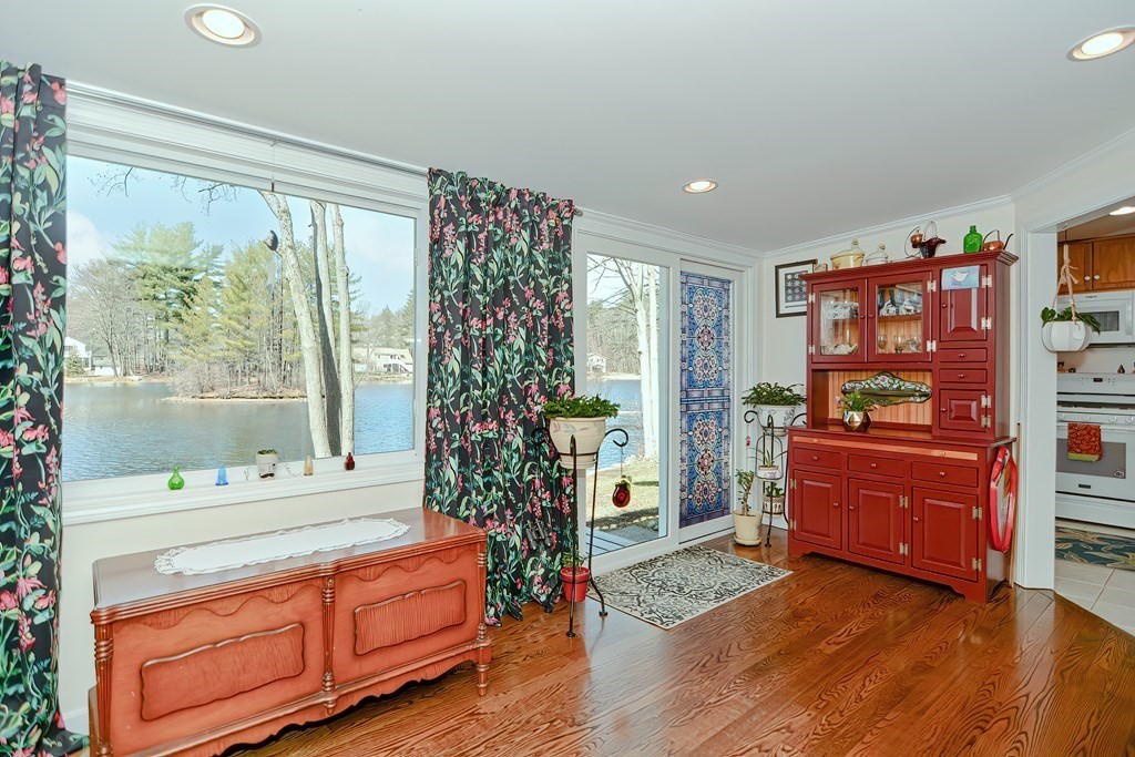 451 Townsend Harbor Road Lunenburg, MA 01462 - Photo 10 of 40 Gallery Image 10