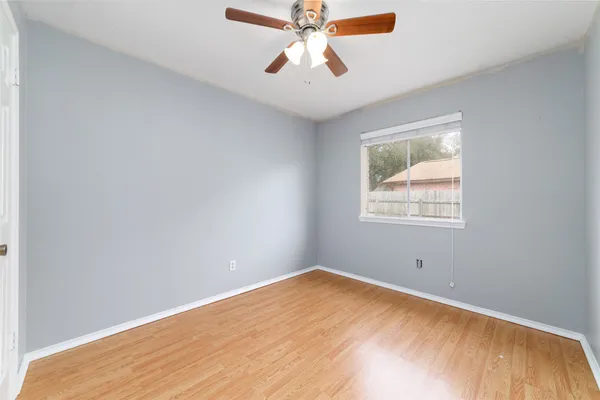 a view of empty room with window
