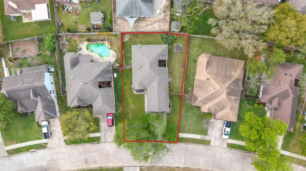 view of an outdoor space and a yard