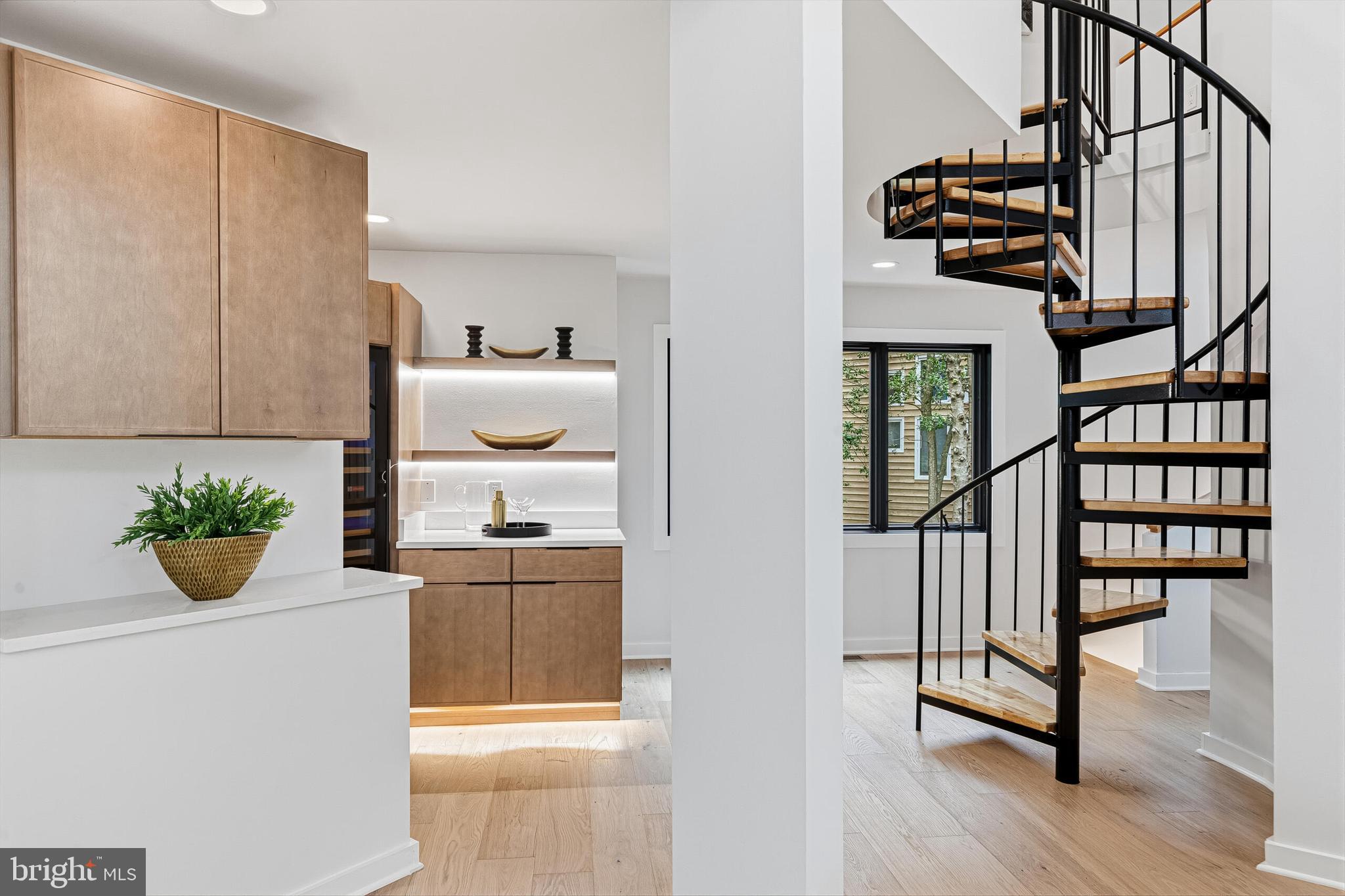 11582 Greenwich Point Road Reston, VA 20194 - Photo 6 of 63