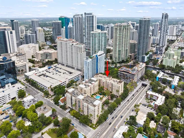 a picture of city view