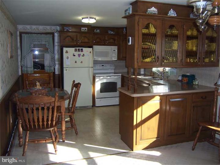 255 Congo-Niantic Road Barto, PA 19504 - Photo 3 of 18 Gallery Image 3