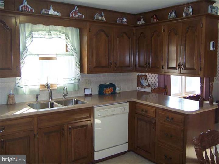 255 Congo-Niantic Road Barto, PA 19504 - Photo 4 of 18 Gallery Image 4