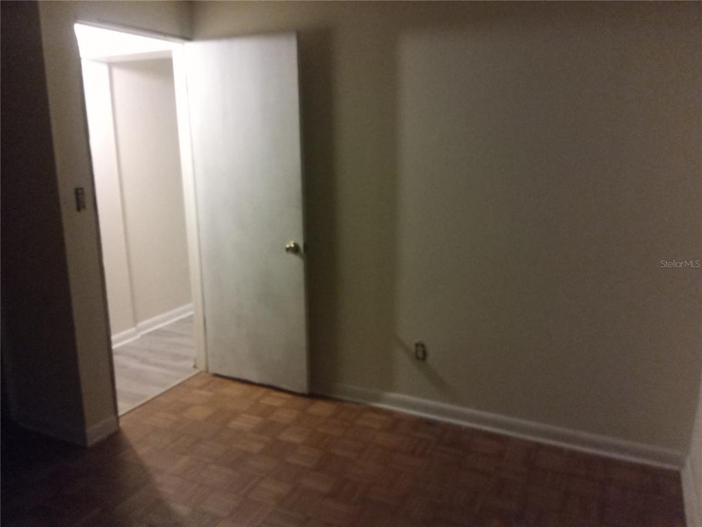 2822 South Dean Road Orlando, FL 32825 - Photo 34 of 43 a view of an empty room