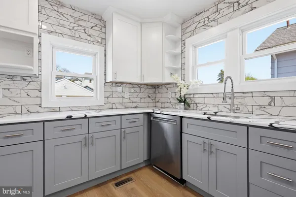 $469,900 | 103 Center Avenue, Willow Grove, PA 19090