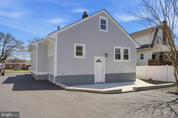 $469,900 | 103 Center Avenue, Willow Grove, PA 19090