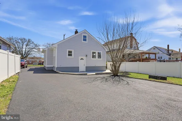 $469,900 | 103 Center Avenue, Willow Grove, PA 19090