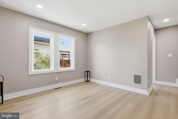 $469,900 | 103 Center Avenue, Willow Grove, PA 19090