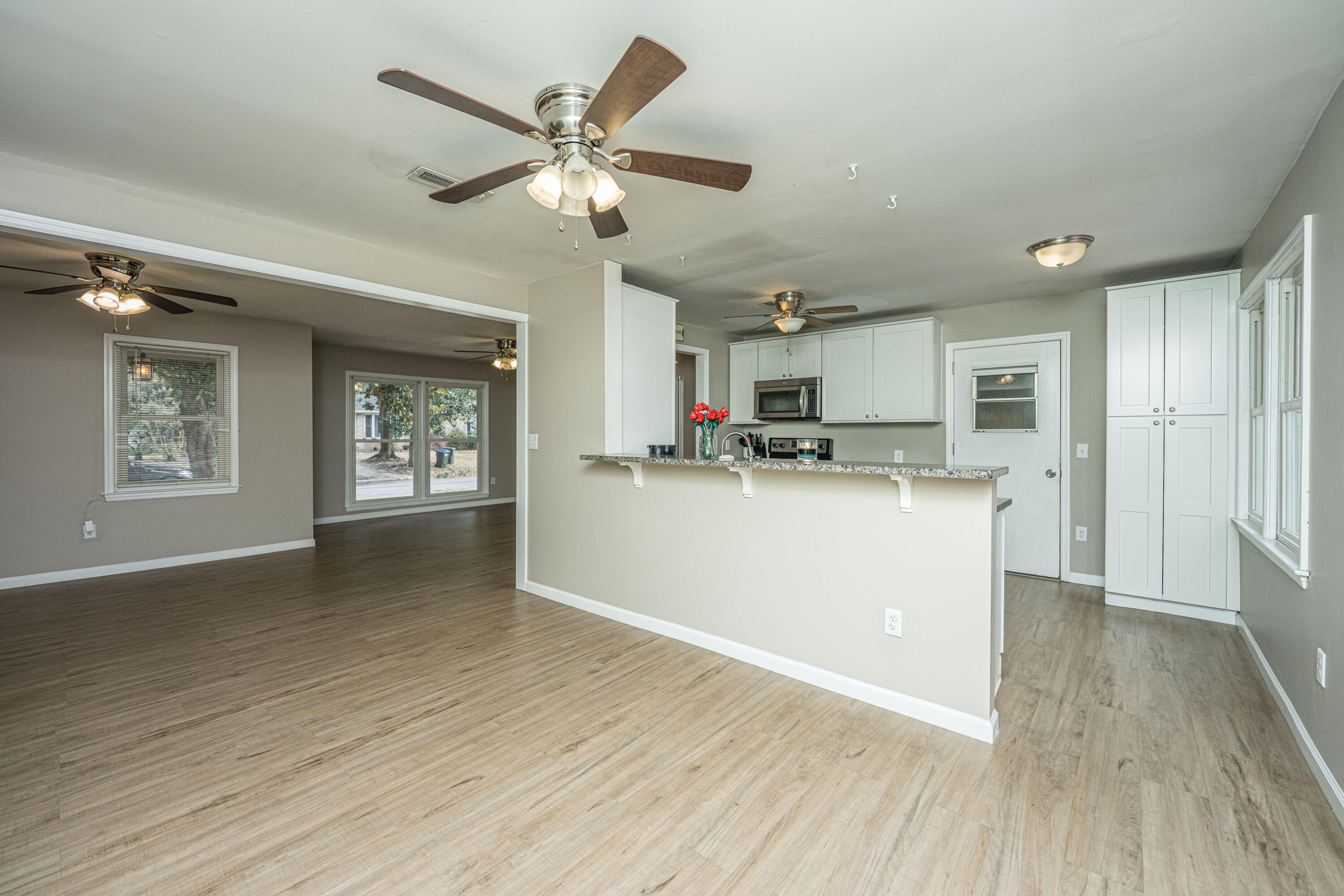 210 Jimbo Road Summerville, SC 29485 - Photo 11 of 57 210JimboRd015