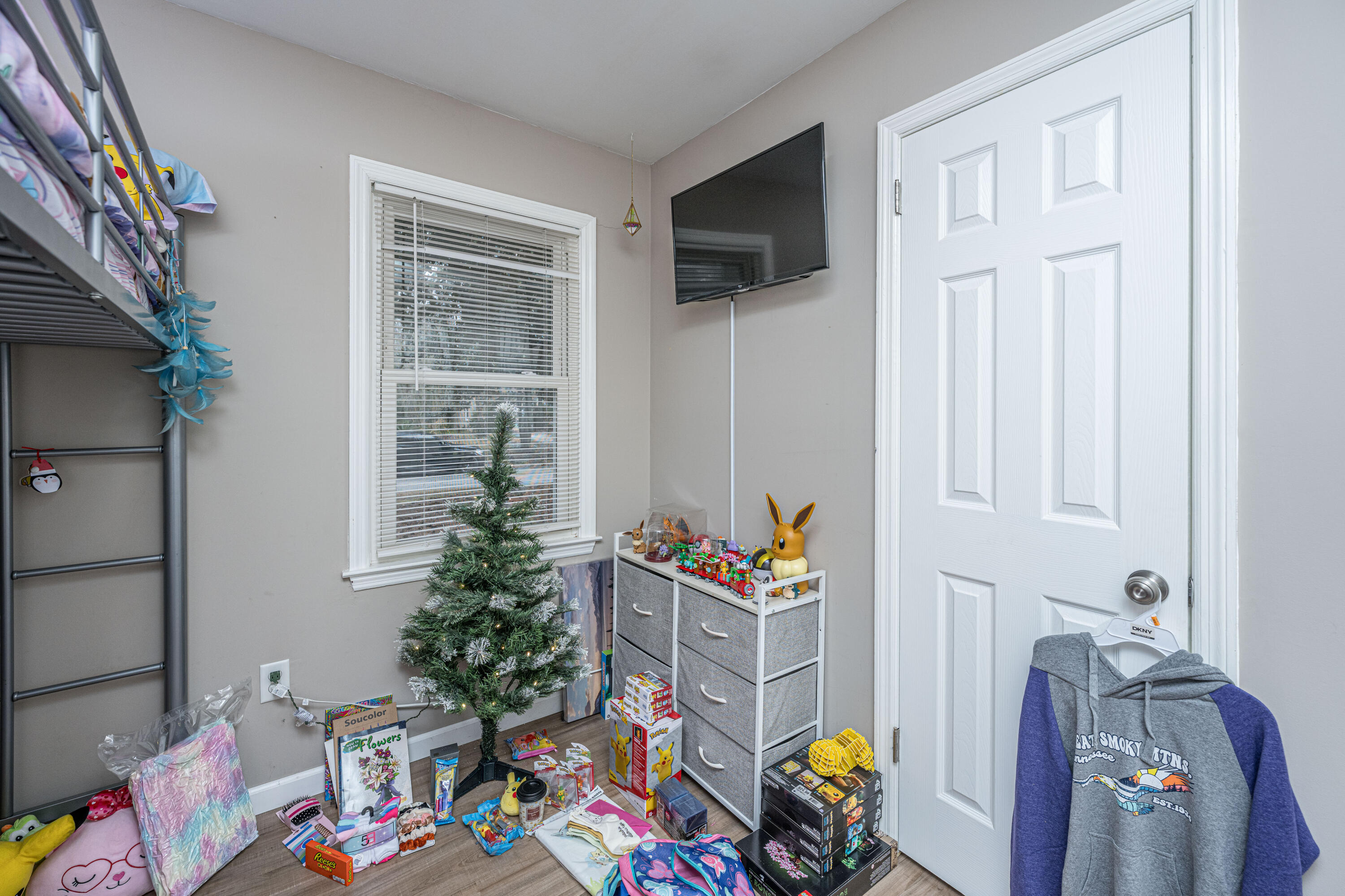 210 Jimbo Road Summerville, SC 29485 - Photo 28 of 57 210JimboRd023