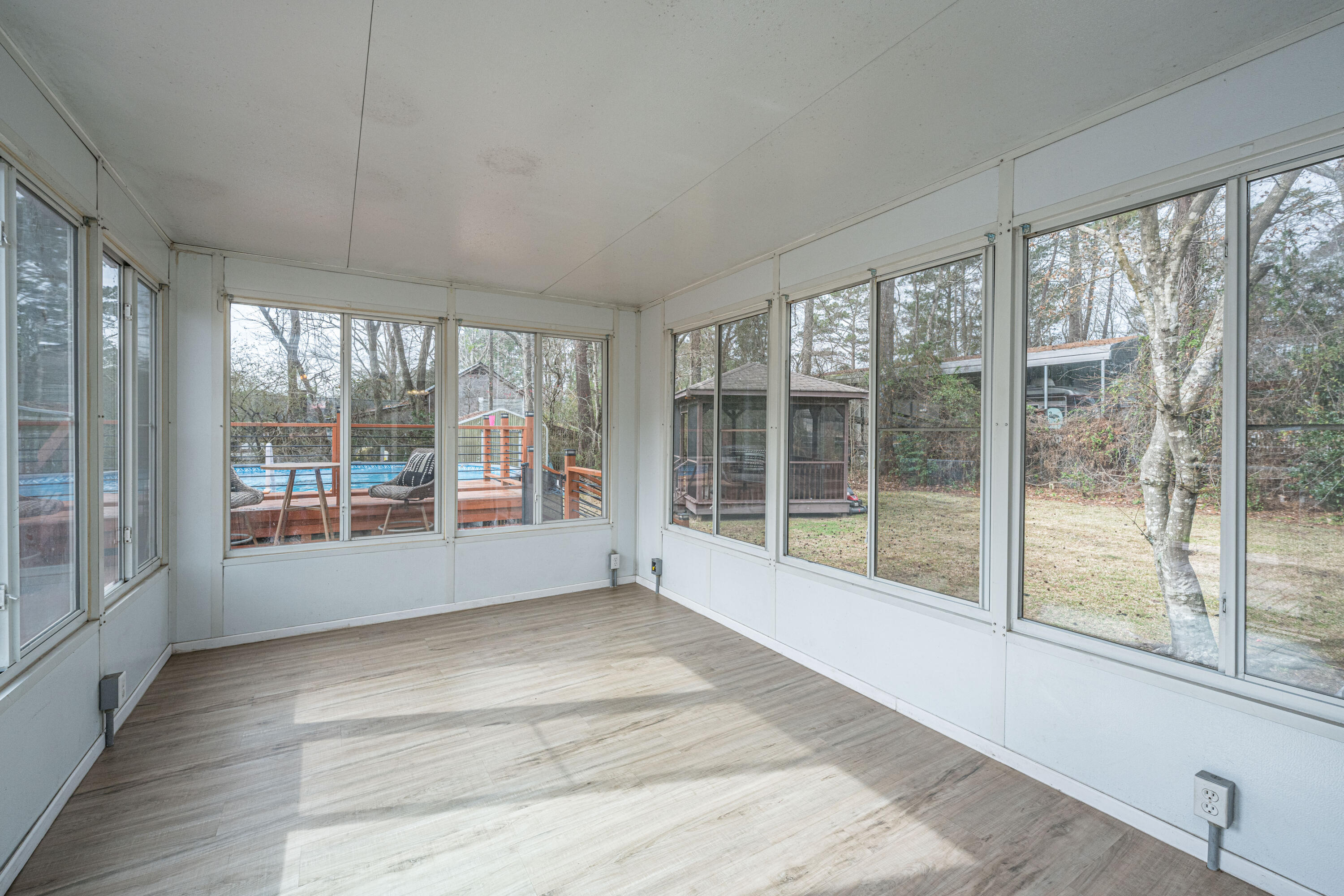 210 Jimbo Road Summerville, SC 29485 - Photo 33 of 57 210JimboRd034