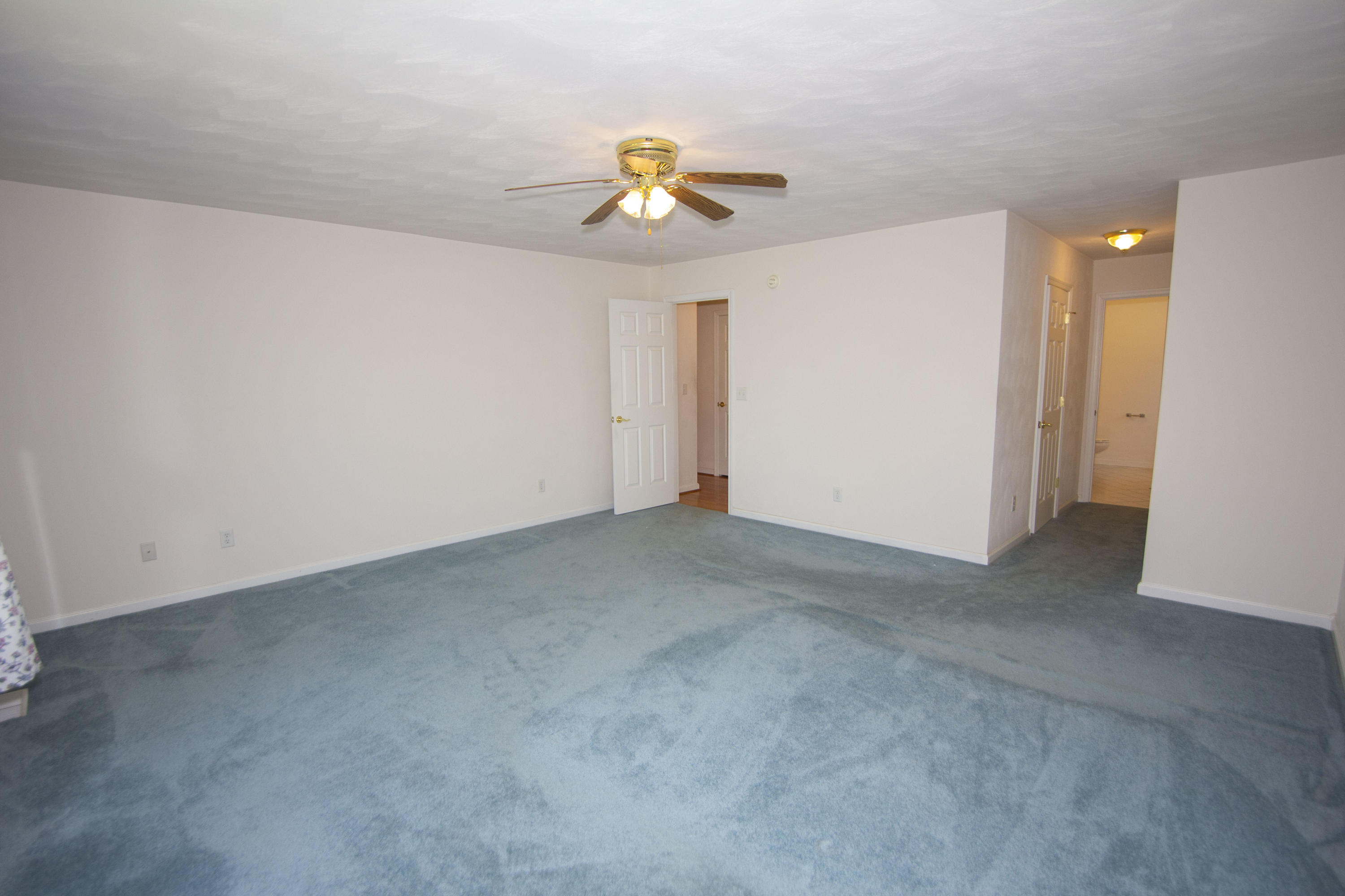 525 Mallard Point Road Wirtz, VA 24184 - Photo 17 of 38 a view of a livingroom with a ceiling fan