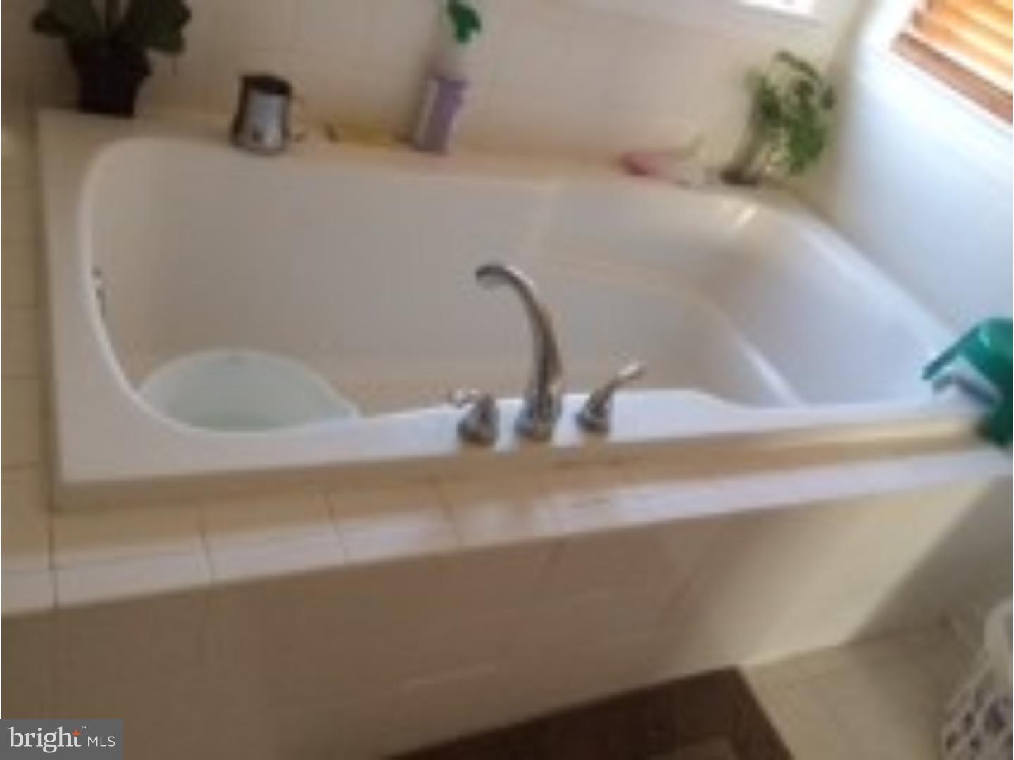 243 Rocklyn Road Upper Darby, PA 19082 - Photo 10 of 21