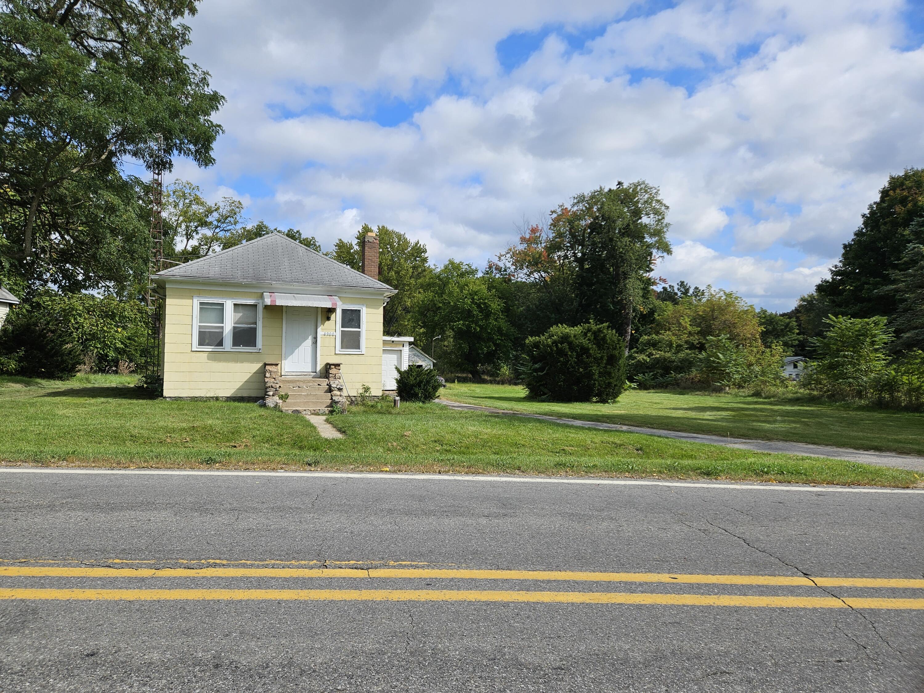 4900 North Branch Road Benton Harbor, MI 49022 - Photo 1 of 24 20230925_152552