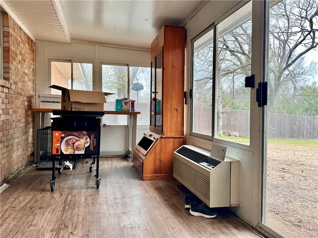 $199,000 | 2501 Wayside Drive, Bryan, TX 77802