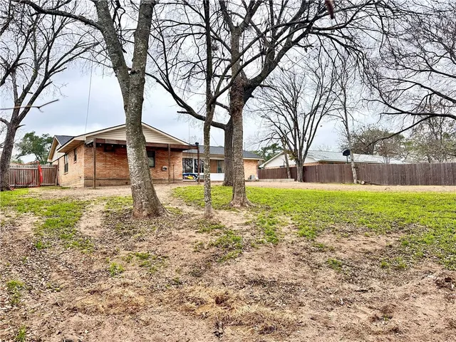 $199,000 | 2501 Wayside Drive, Bryan, TX 77802