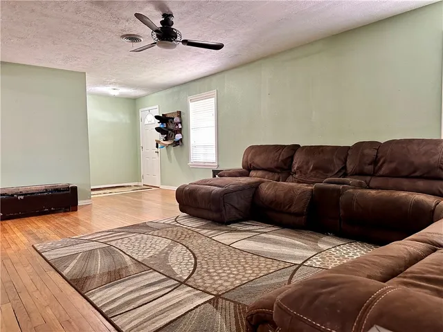 $199,000 | 2501 Wayside Drive, Bryan, TX 77802