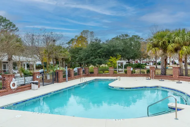 $624,990 | 229 Slipper Shell Court, Mount Pleasant, SC 29464