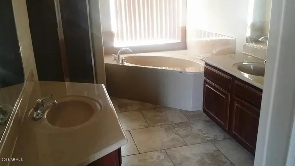 $2,300 | 6621 West Shaw Butte Drive, Glendale, AZ 85304