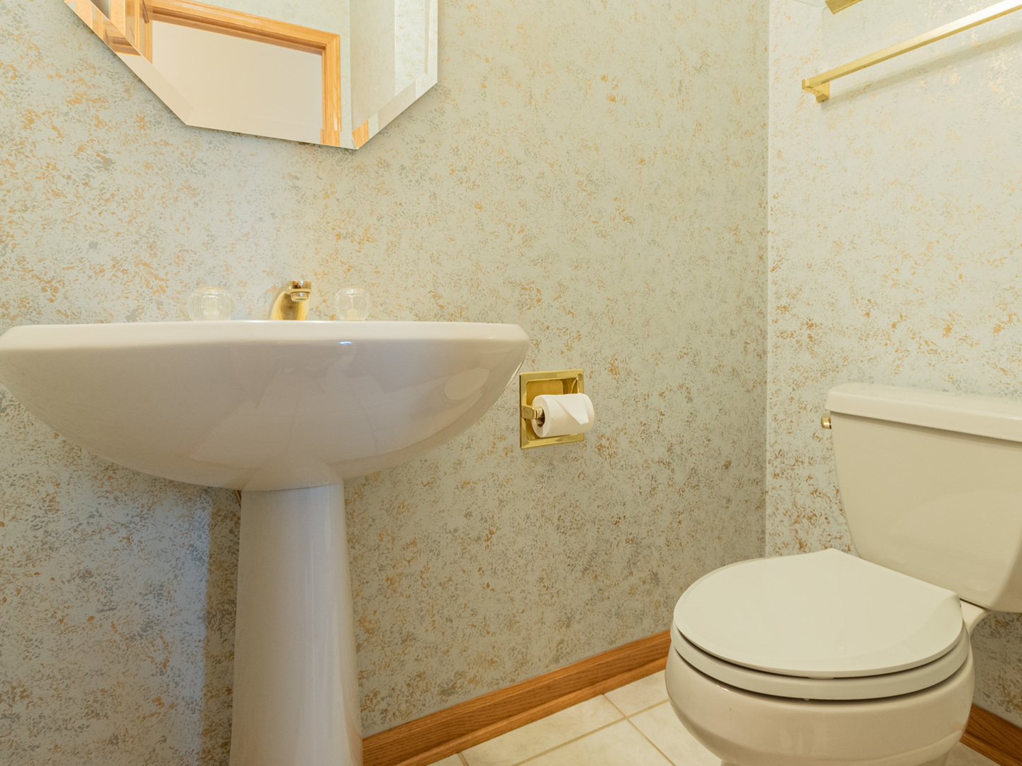 902 Pheasant Trail St. Charles, IL 60174 - Photo 19 of 31