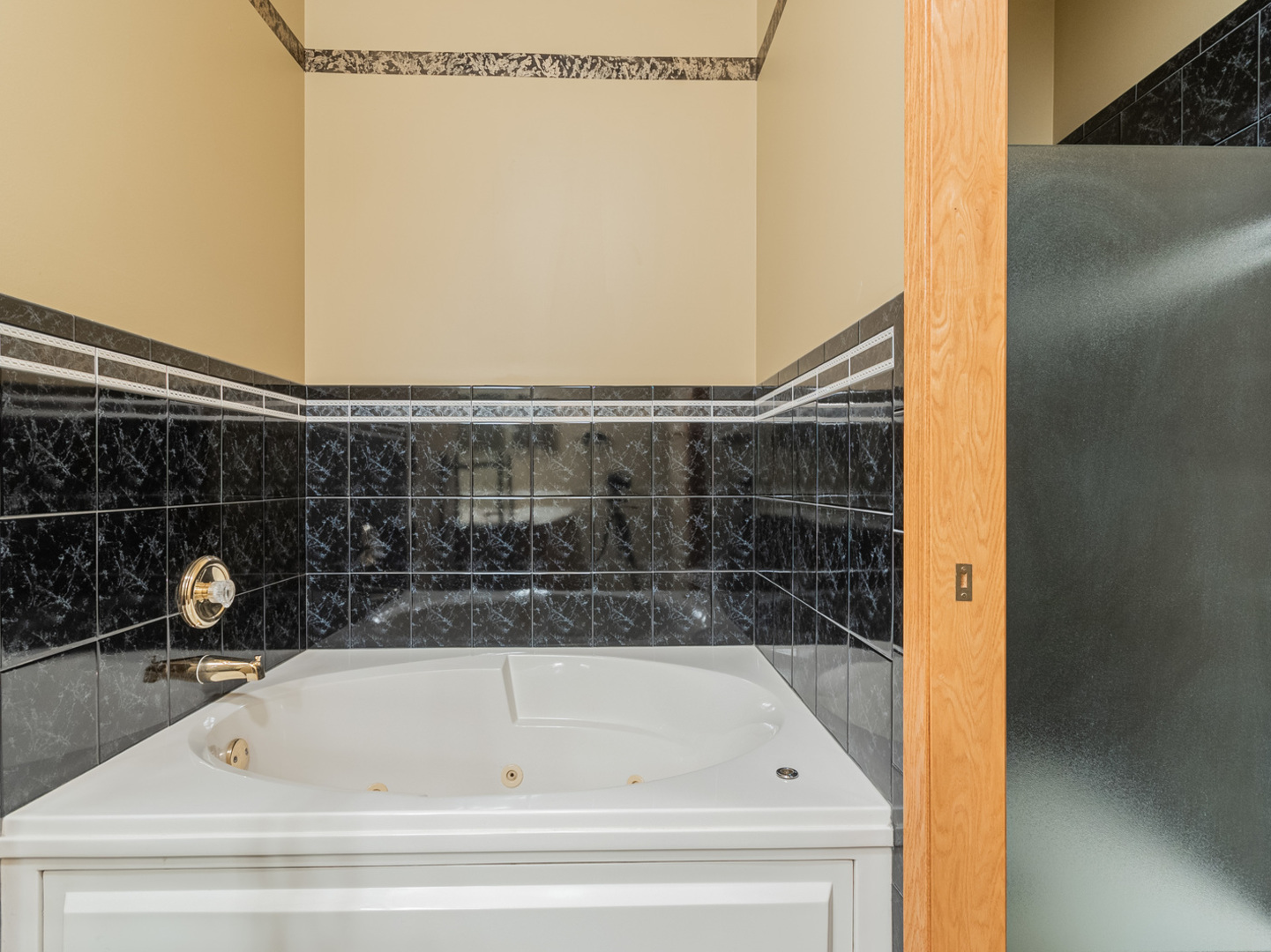 902 Pheasant Trail St. Charles, IL 60174 - Photo 21 of 31