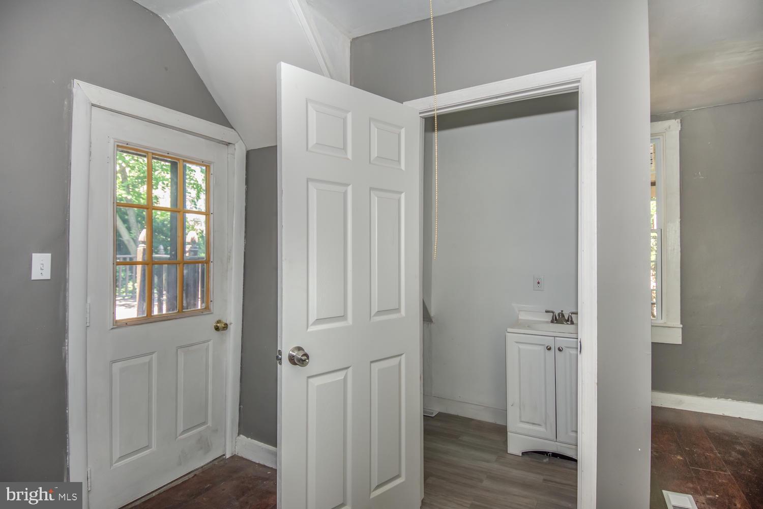 203 Central Avenue Ridgely, MD 21660 - Photo 14 of 34 HALF BATH